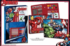 AVENGERS-STATIONERY-3062-5625-Colouring-Set-Presentation-ET